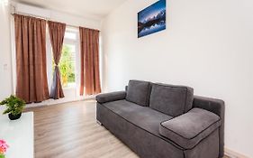 Apartment Ani 1